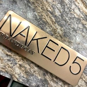 Naked 5 Eyeshadow Palette